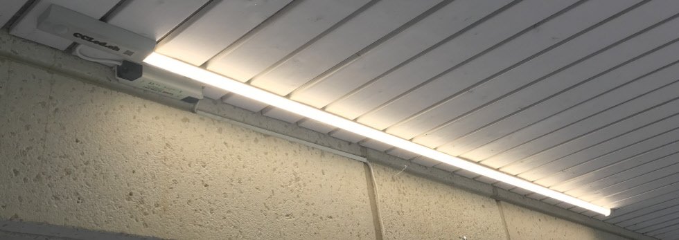 Eclairage LED pour entrée extérieure caravane 794mm